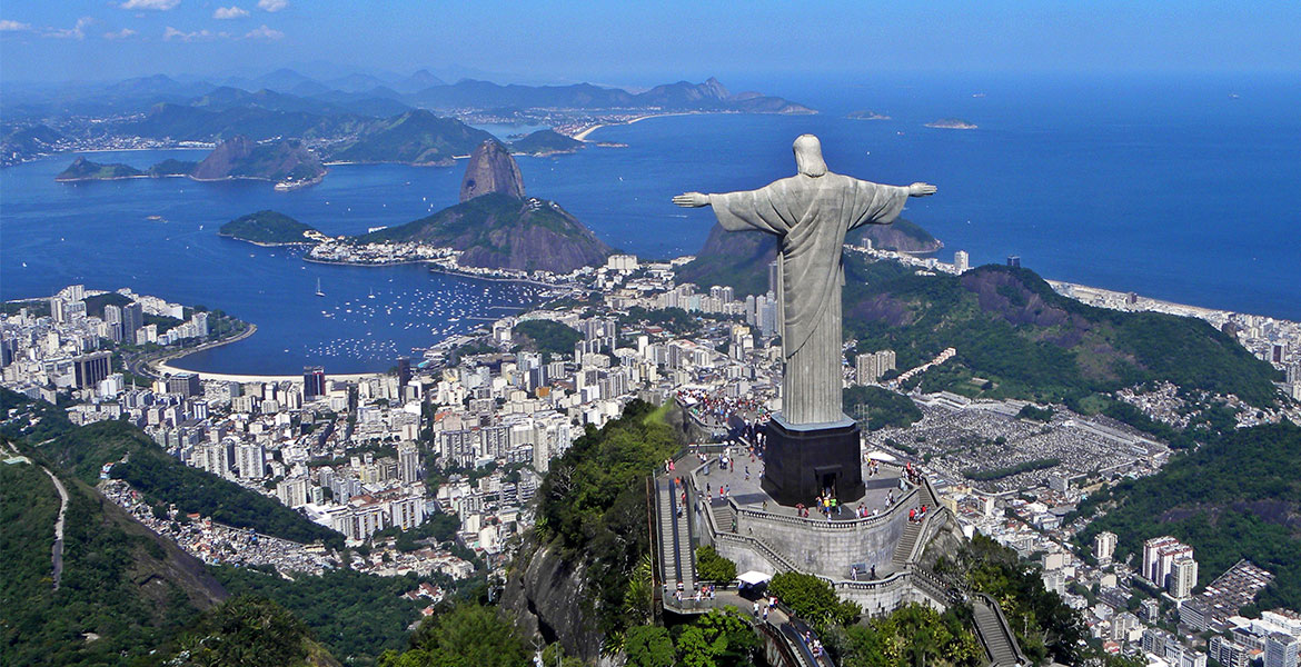 Christ_on_Corcovado_mountain-slider