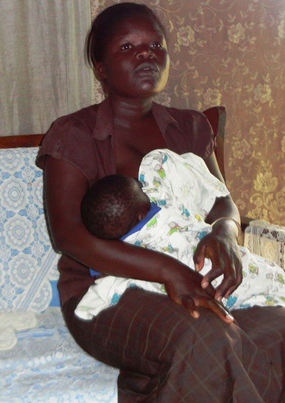 kenya-mother-baby-cr-portrait