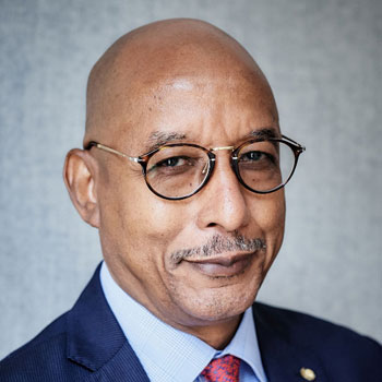 Son Excellence le D<sup>r</sup> Ibrahim Assane Mayaki